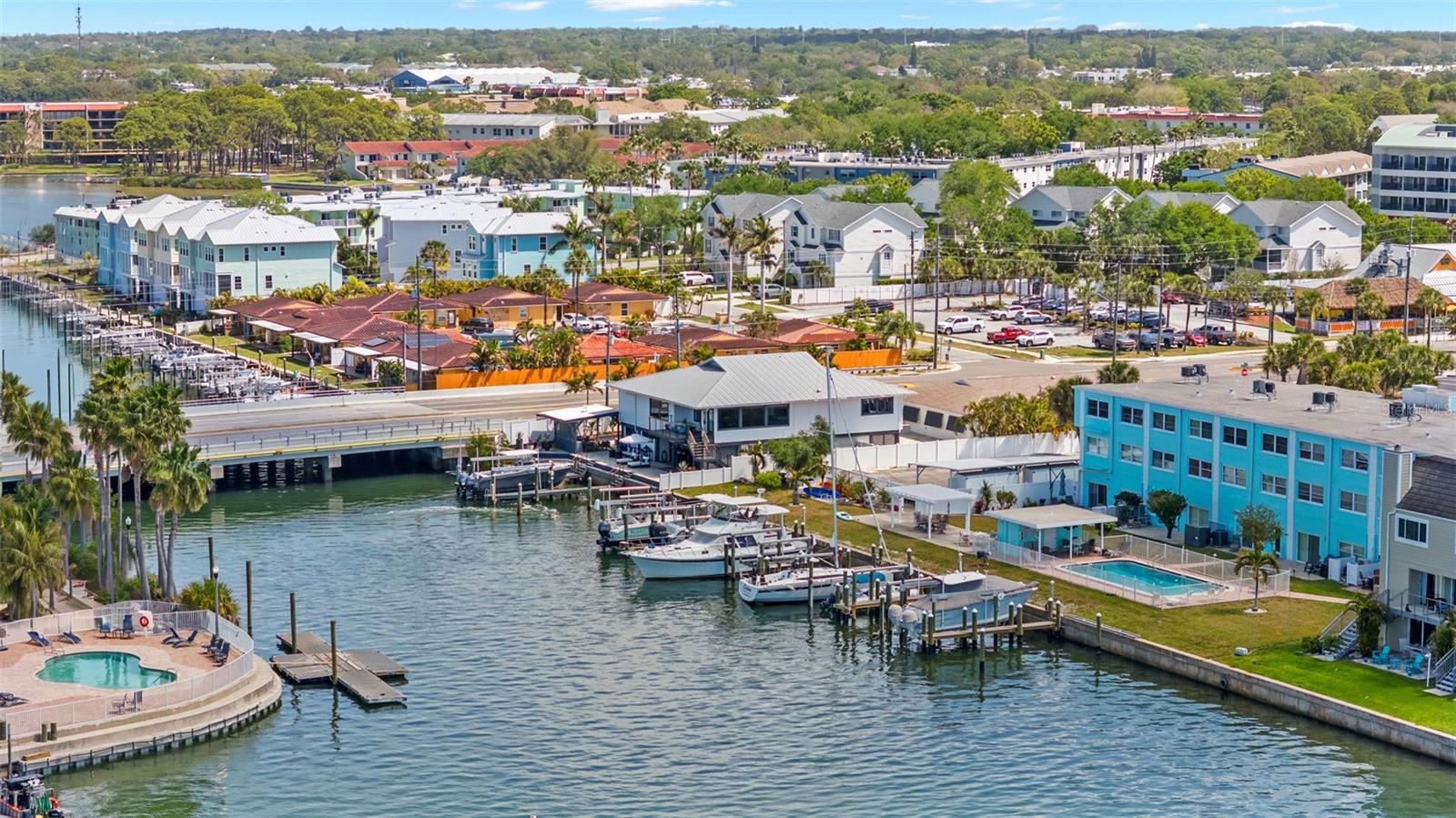 Listing photo id 65 for 439 Causeway Boulevard