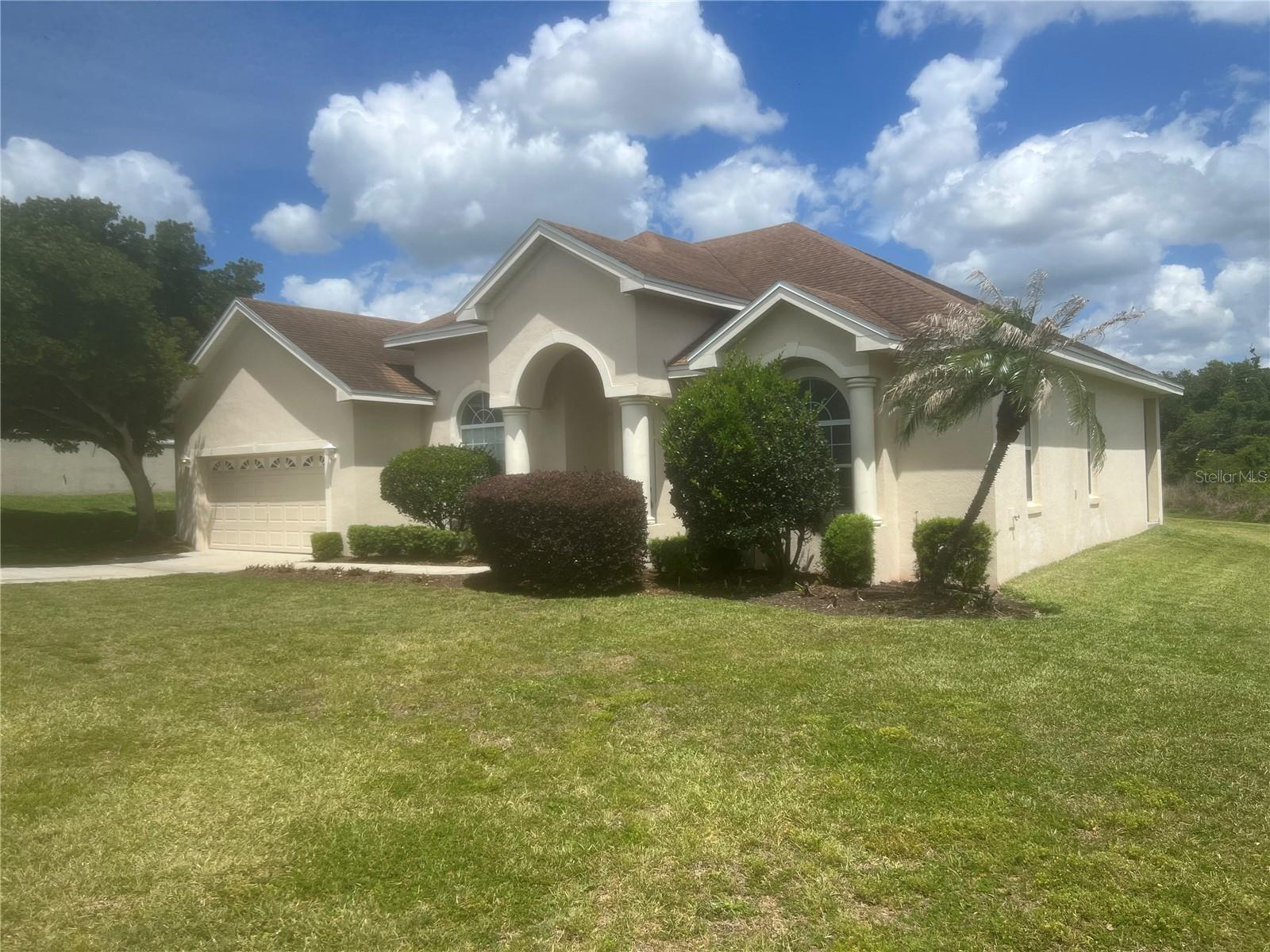 Image 3 of 21 For 2818 Kinsley Street