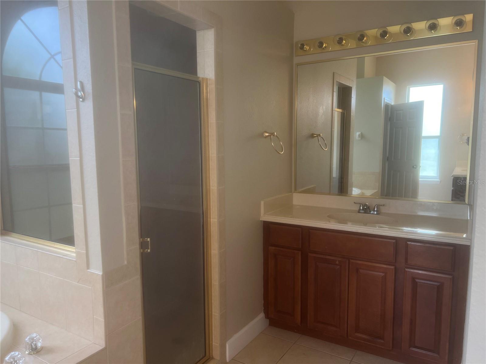 Image 6 of 21 For 2818 Kinsley Street