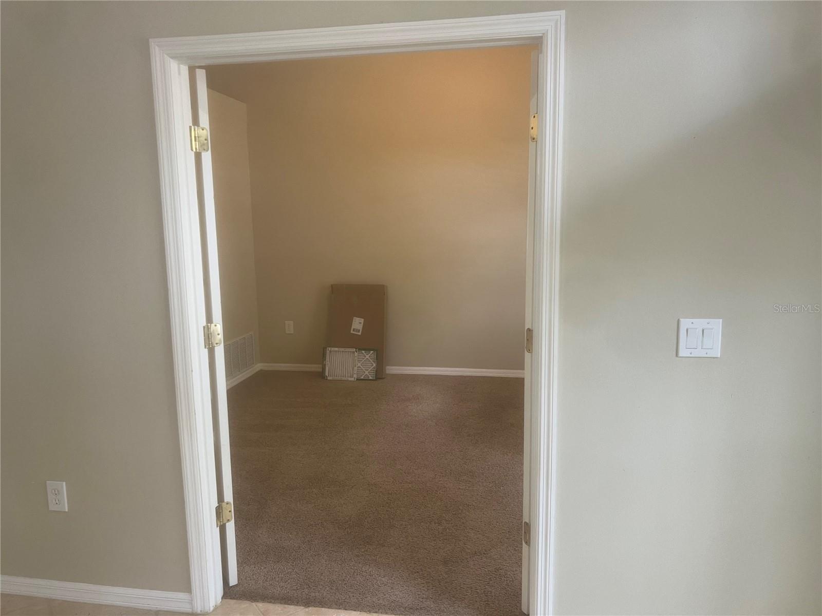Image 4 of 52 For 10237 Shadow Branch Drive
