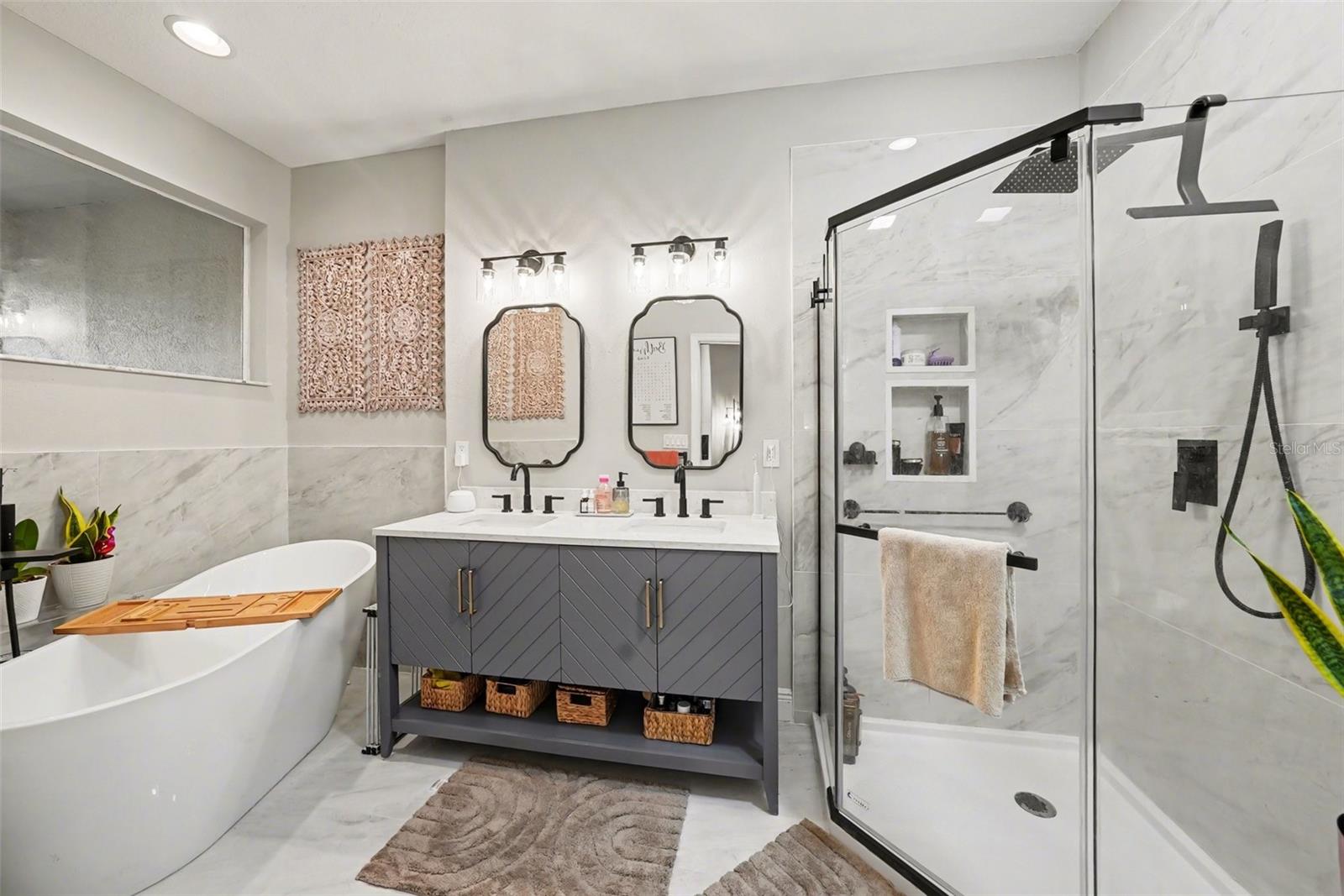 Image 17 of 24 For 14105 Waterville Circle