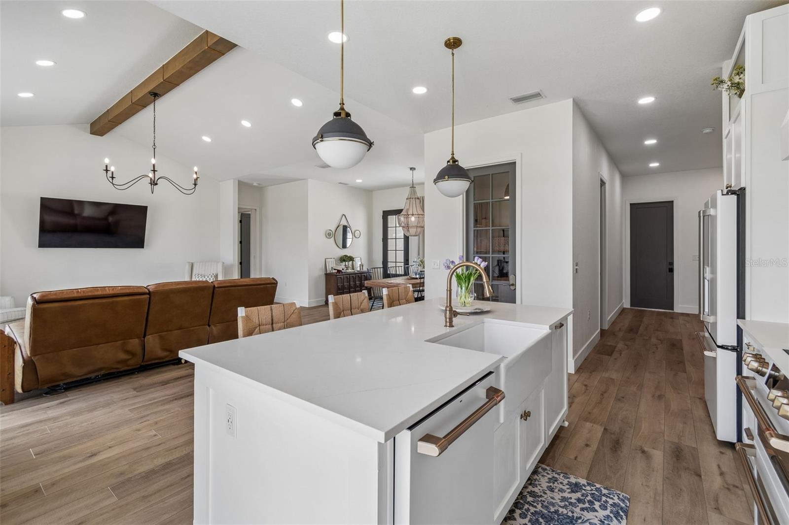 Image 14 of 39 For 1980 Old Brewster Road