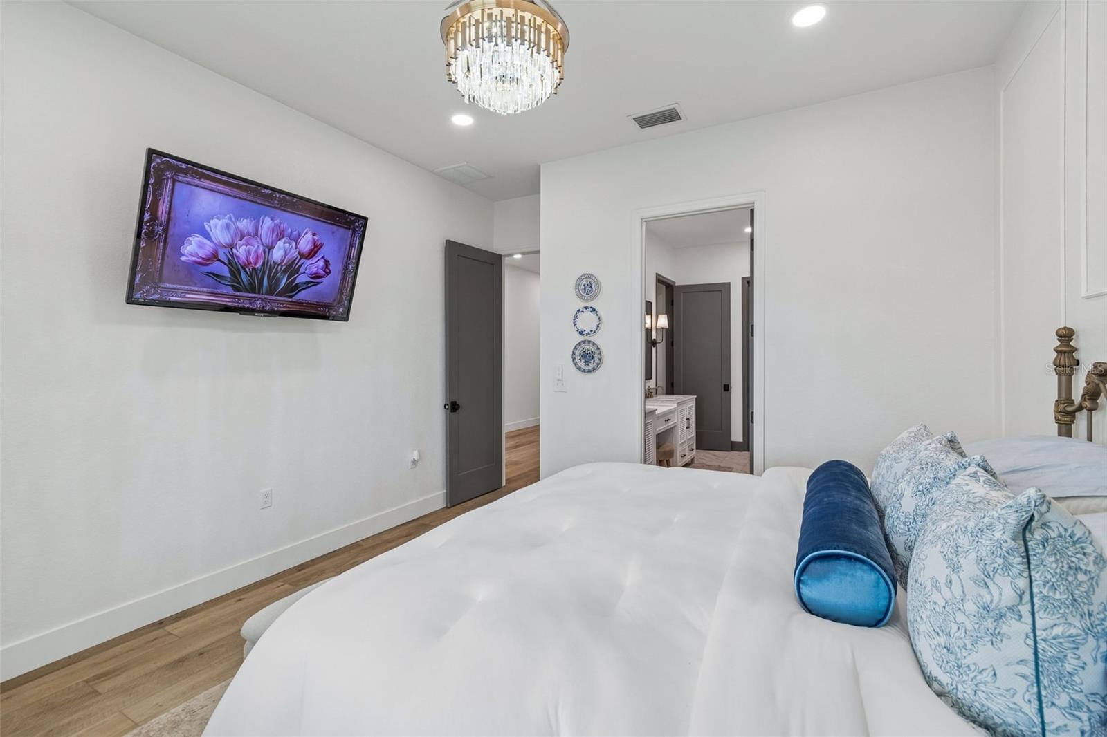 Image 18 of 39 For 1980 Old Brewster Road