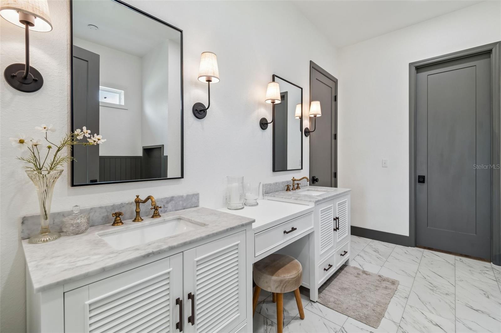 Image 20 of 39 For 1980 Old Brewster Road