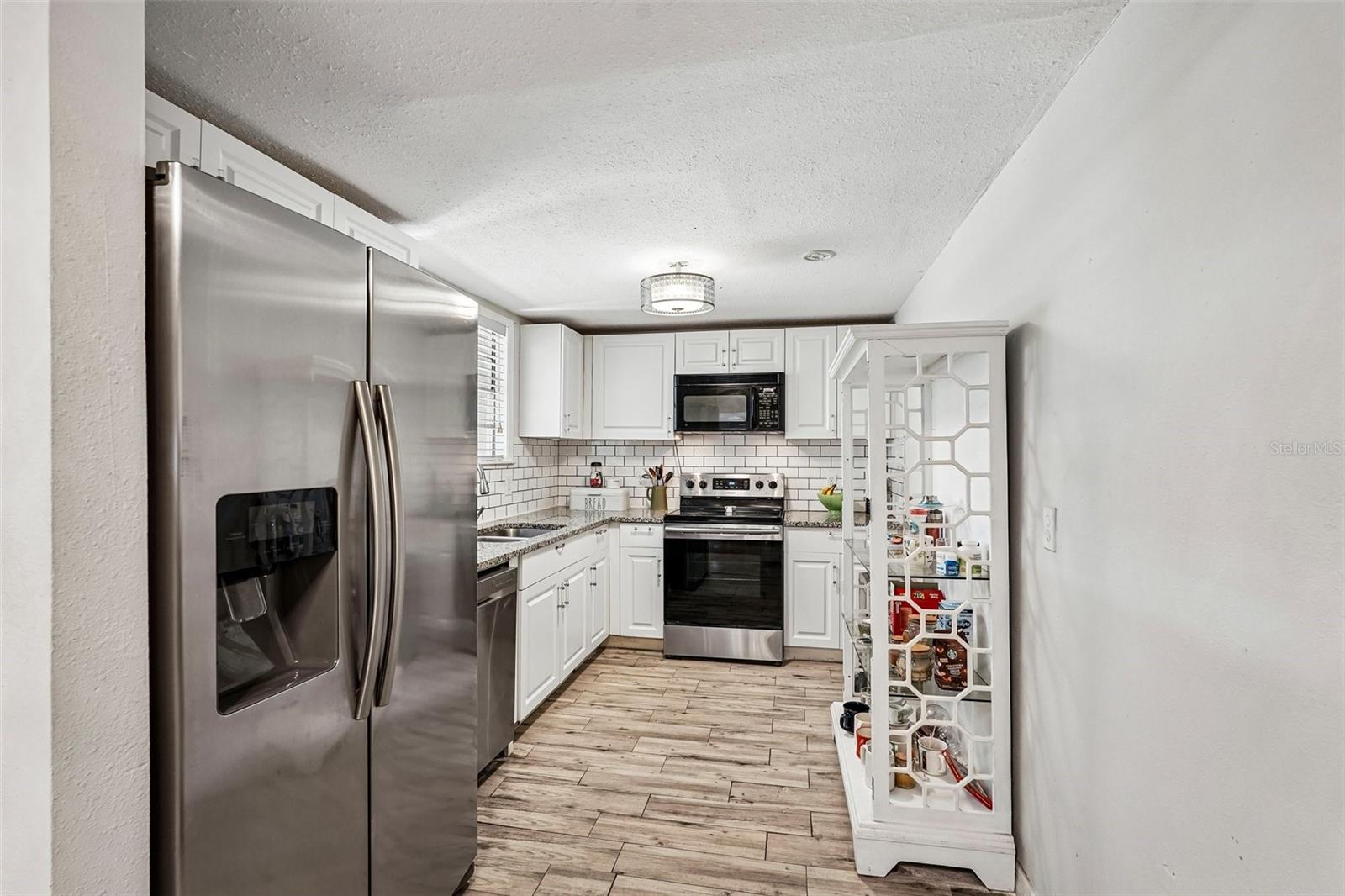 Image 10 of 30 For 603 60th Avenue W