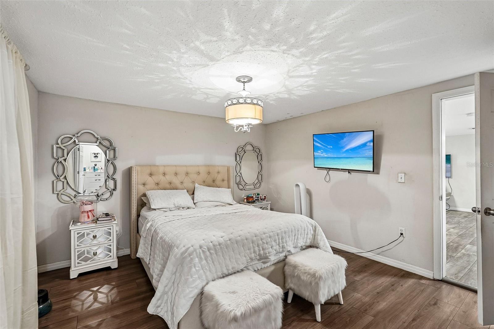 Image 14 of 30 For 603 60th Avenue W