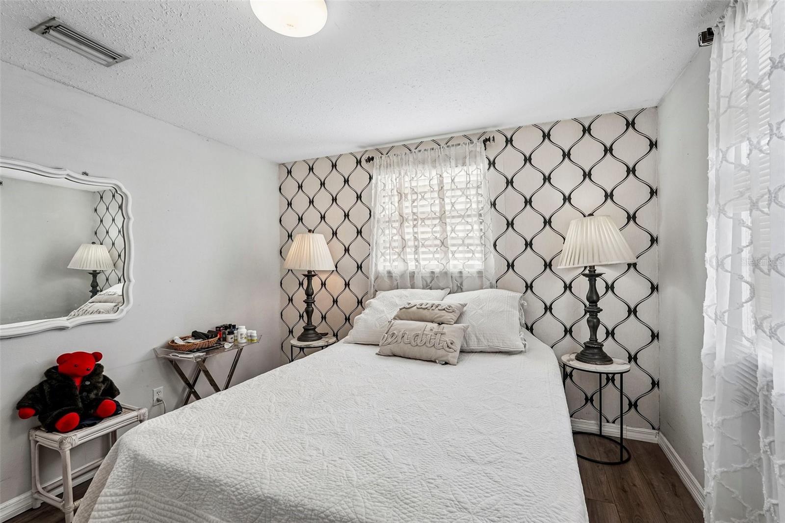 Image 19 of 30 For 603 60th Avenue W