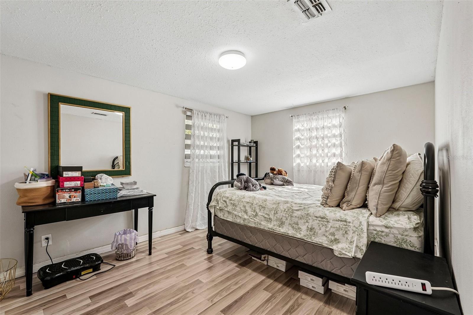 Image 20 of 30 For 603 60th Avenue W