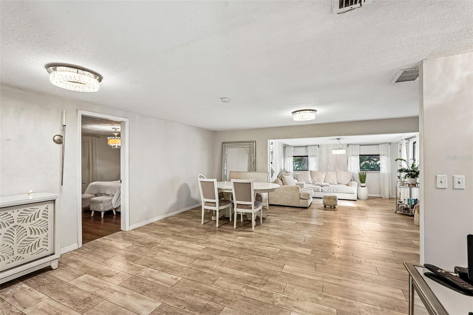 Image 7 of 30 For 603 60th Avenue W