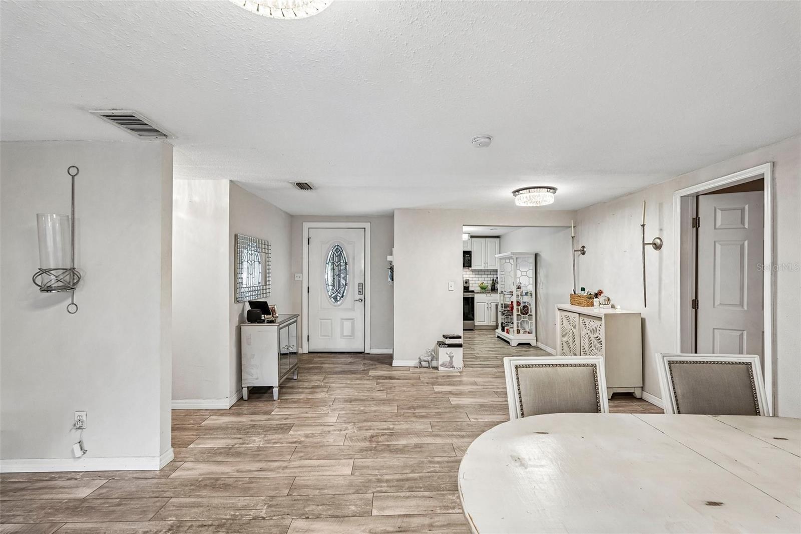 Image 9 of 30 For 603 60th Avenue W