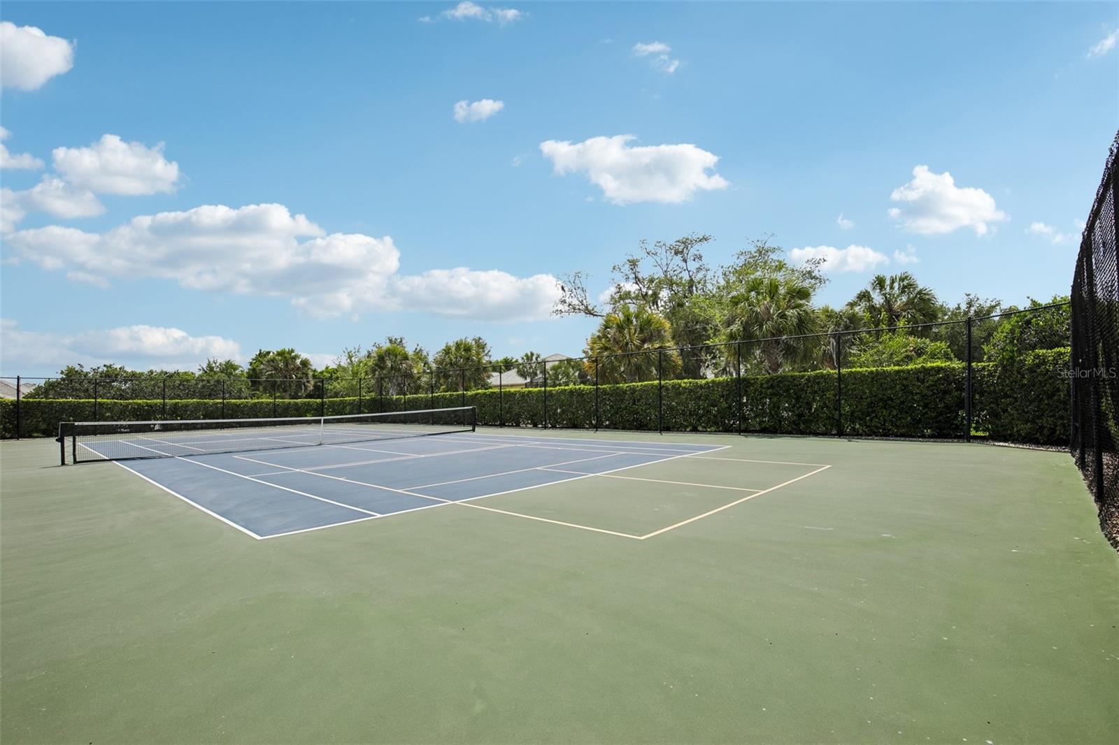 Image 32 of 34 For 12307 Whisper Lake Drive