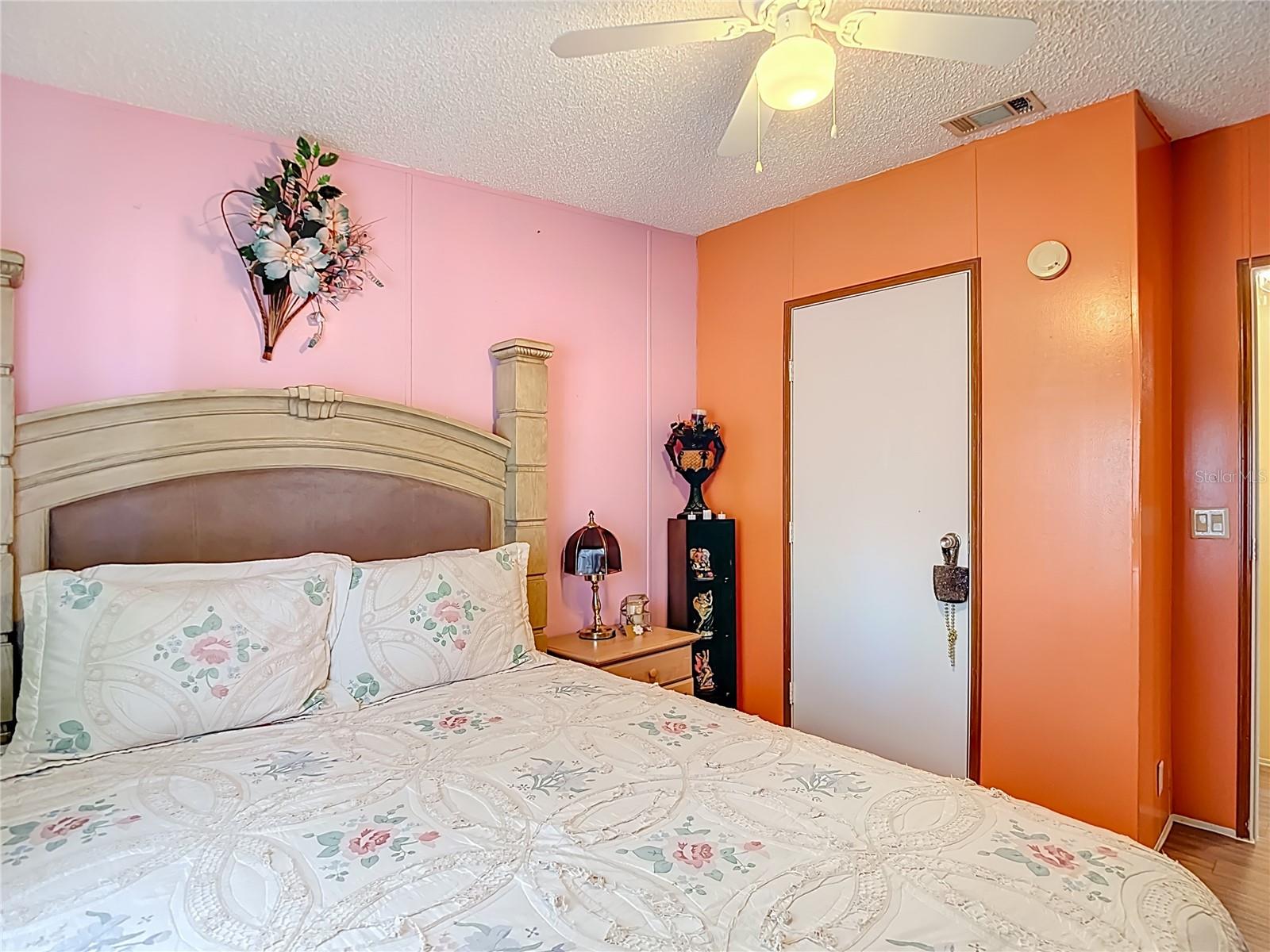 Image 42 of 67 For 7207 50th Avenue S