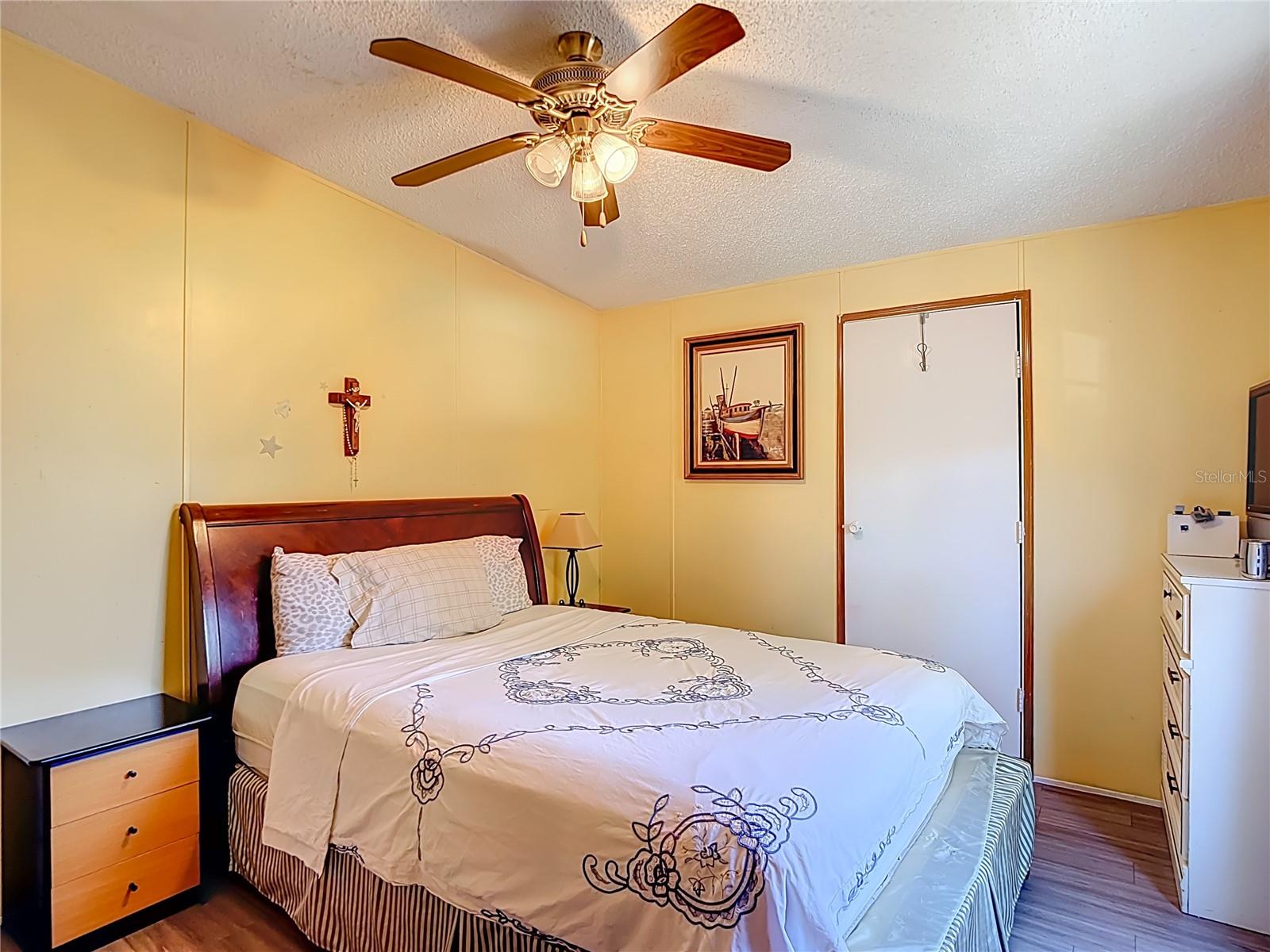 Image 44 of 67 For 7207 50th Avenue S