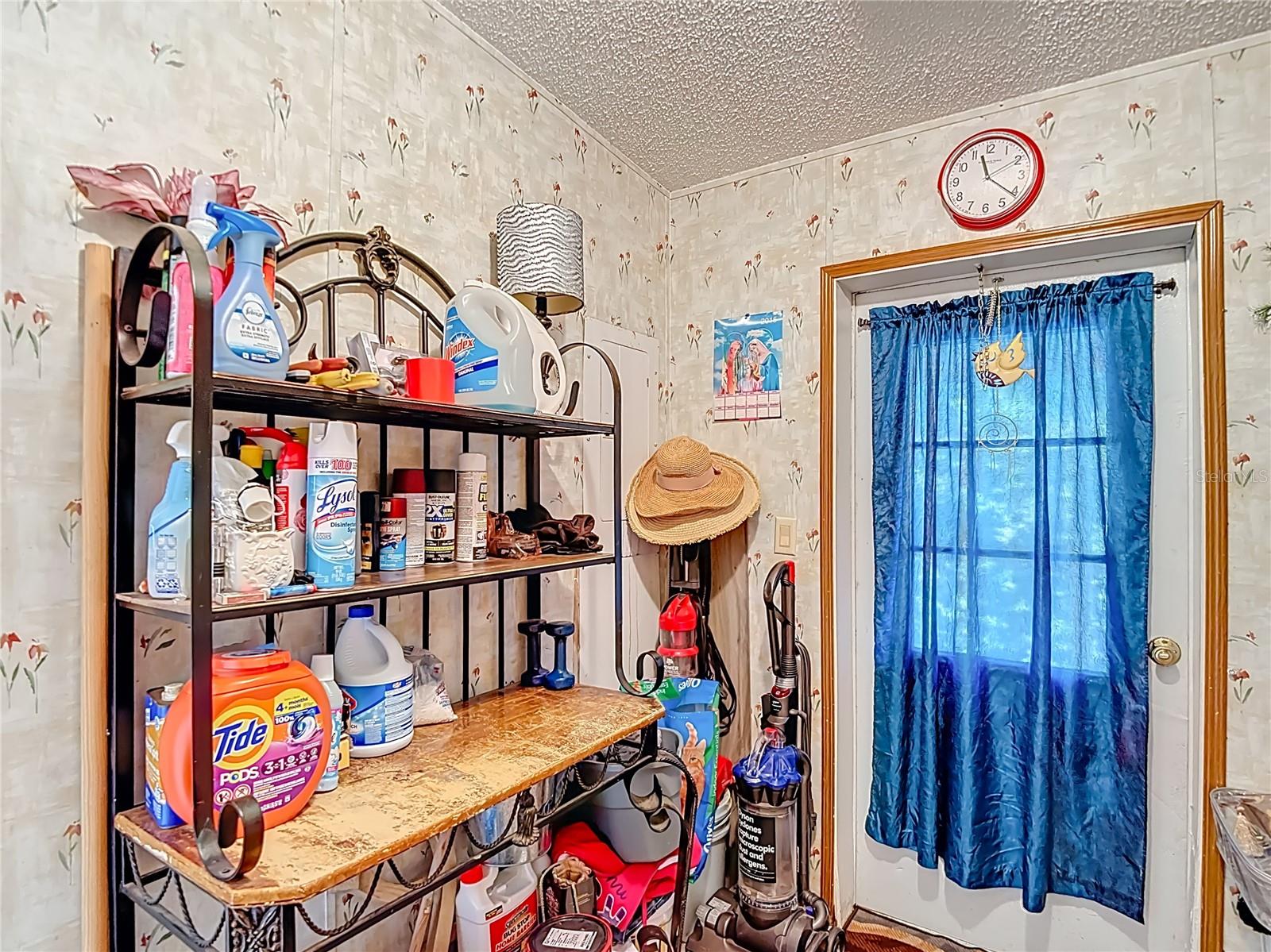 Image 52 of 67 For 7207 50th Avenue S