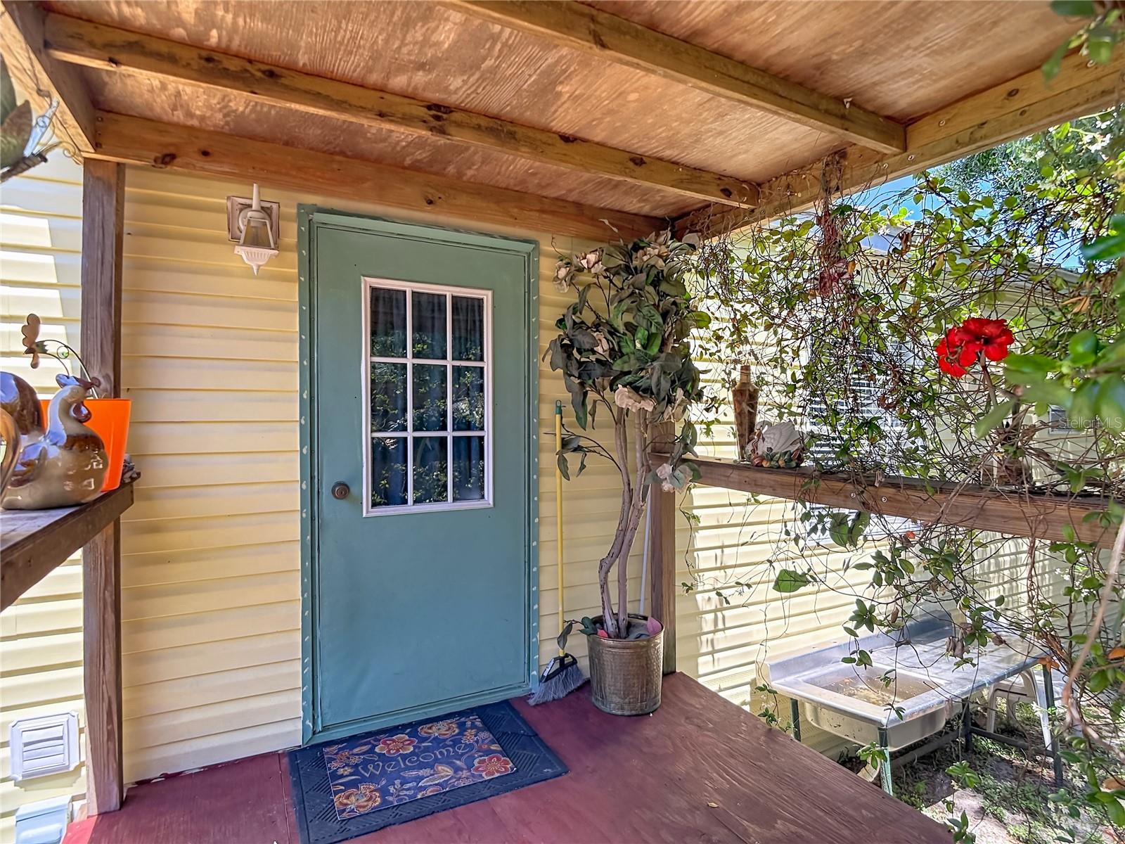 Image 53 of 67 For 7207 50th Avenue S