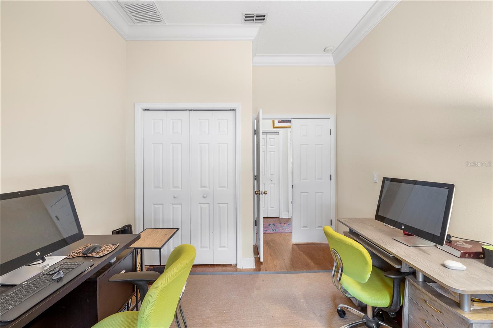 Image 33 of 76 For 5096 Brightstone Place