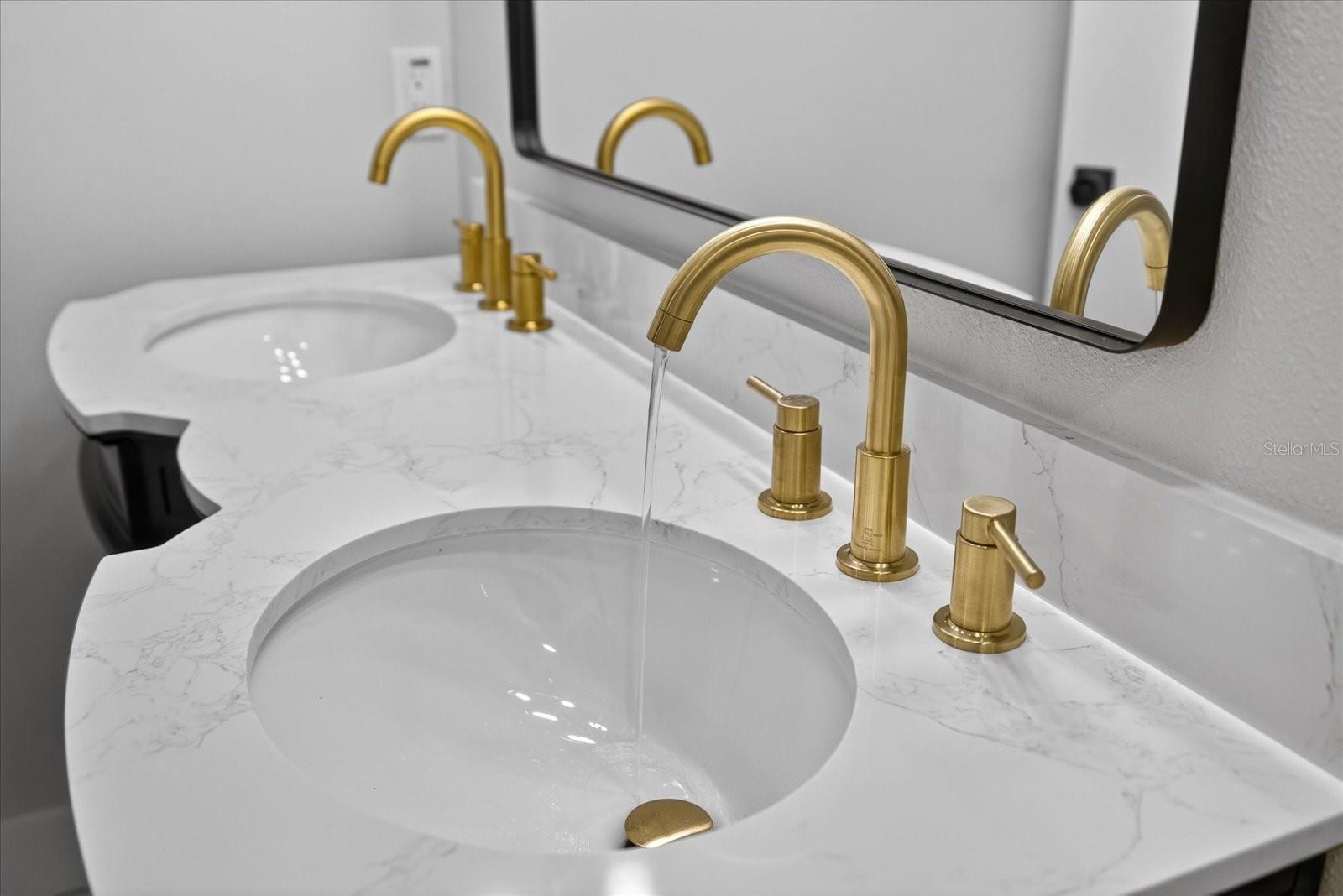 Image 25 of 57 For 11583 Riverhaven Drive