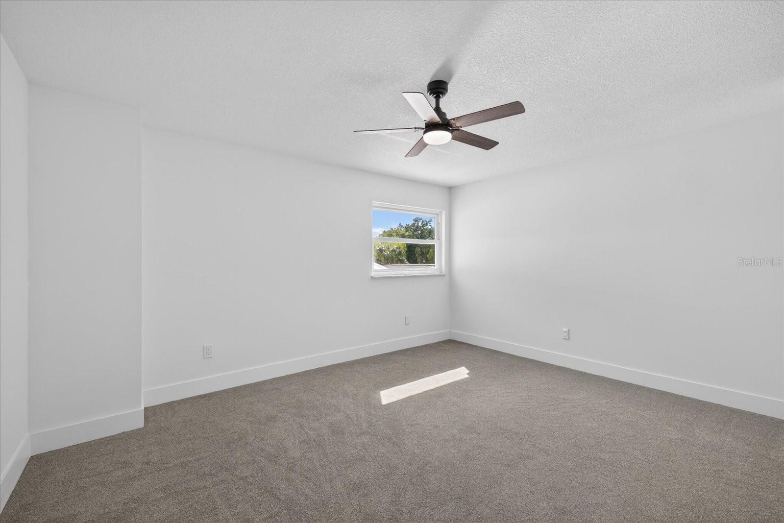 Image 35 of 57 For 11583 Riverhaven Drive