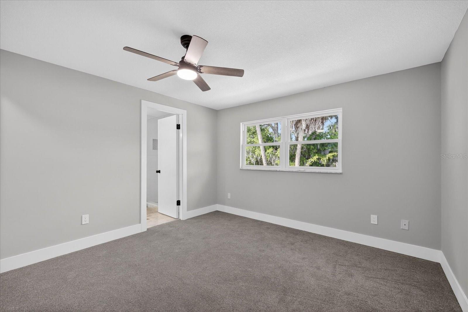 Image 38 of 57 For 11583 Riverhaven Drive