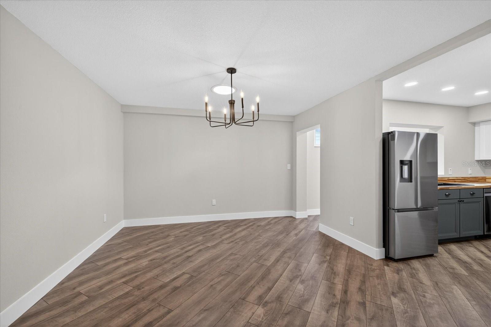 Image 9 of 57 For 11583 Riverhaven Drive