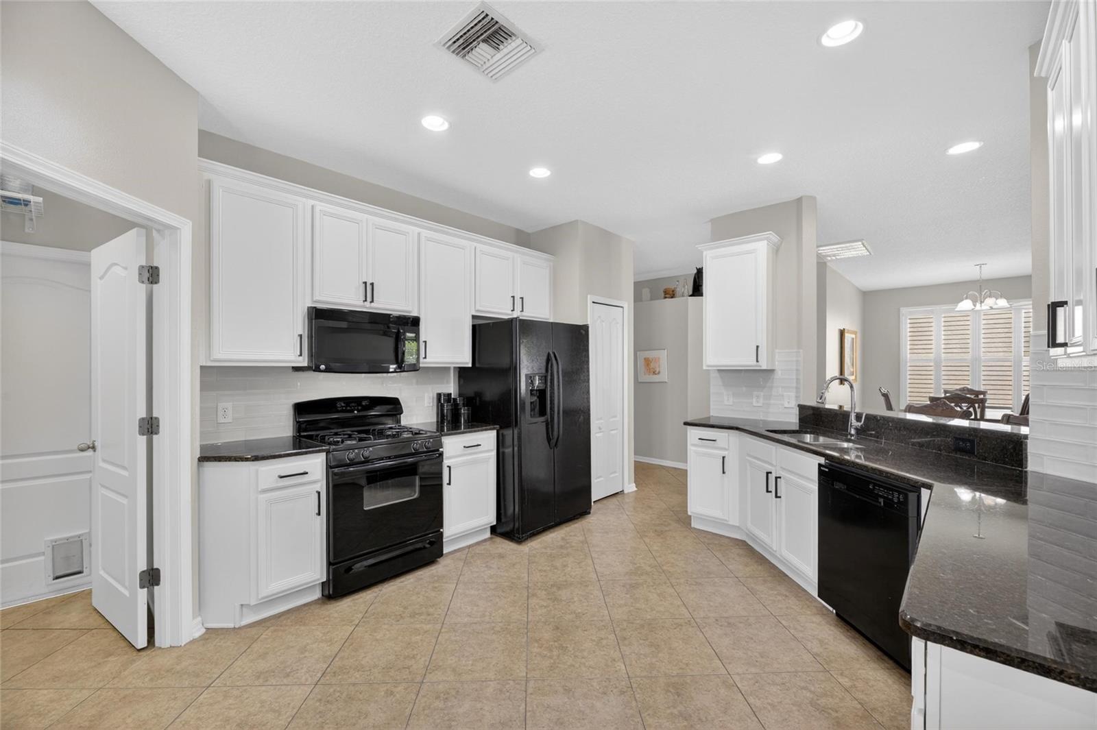 Image 19 of 54 For 211 Westchester Hills Lane