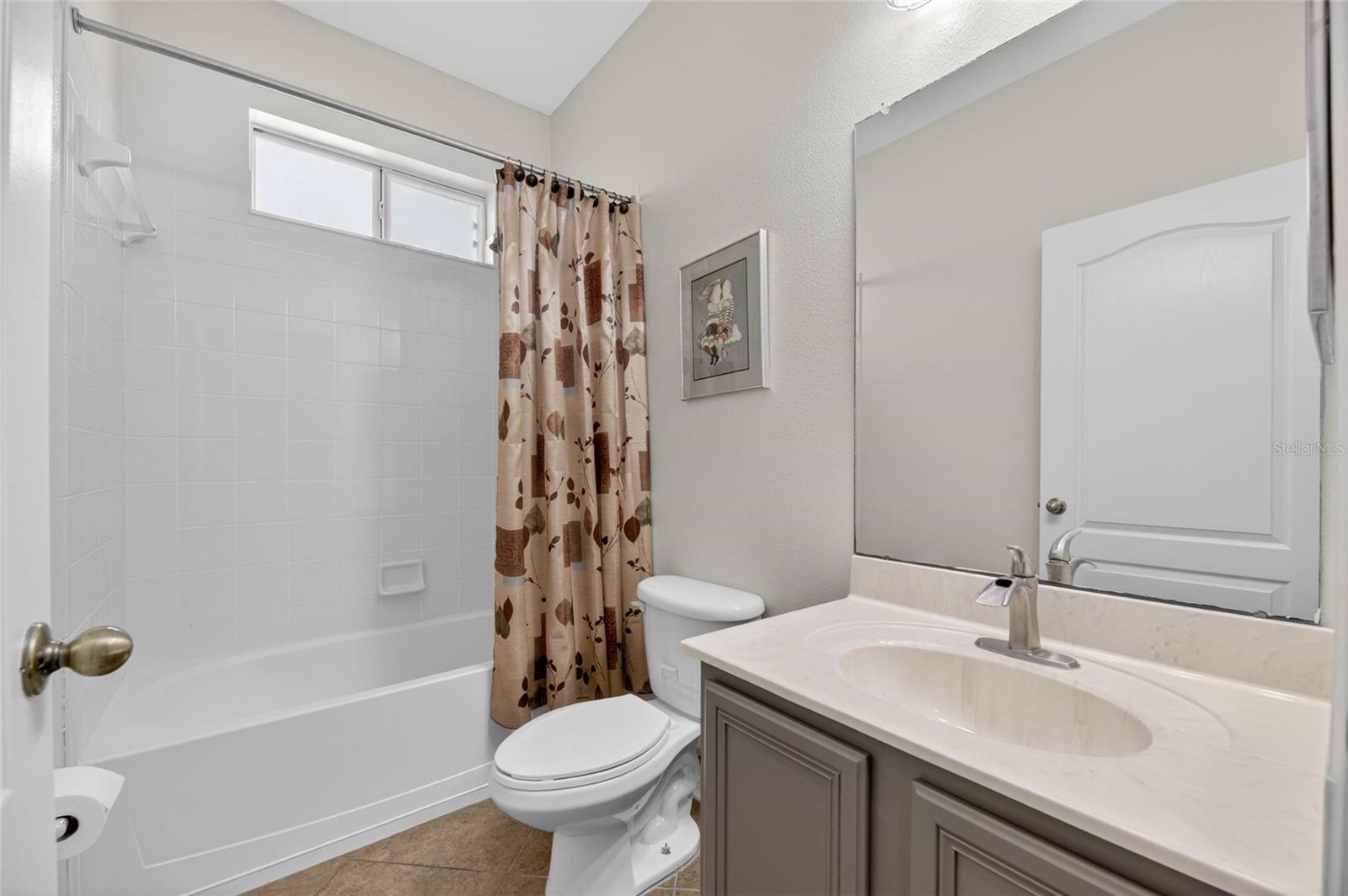 Image 7 of 54 For 211 Westchester Hills Lane