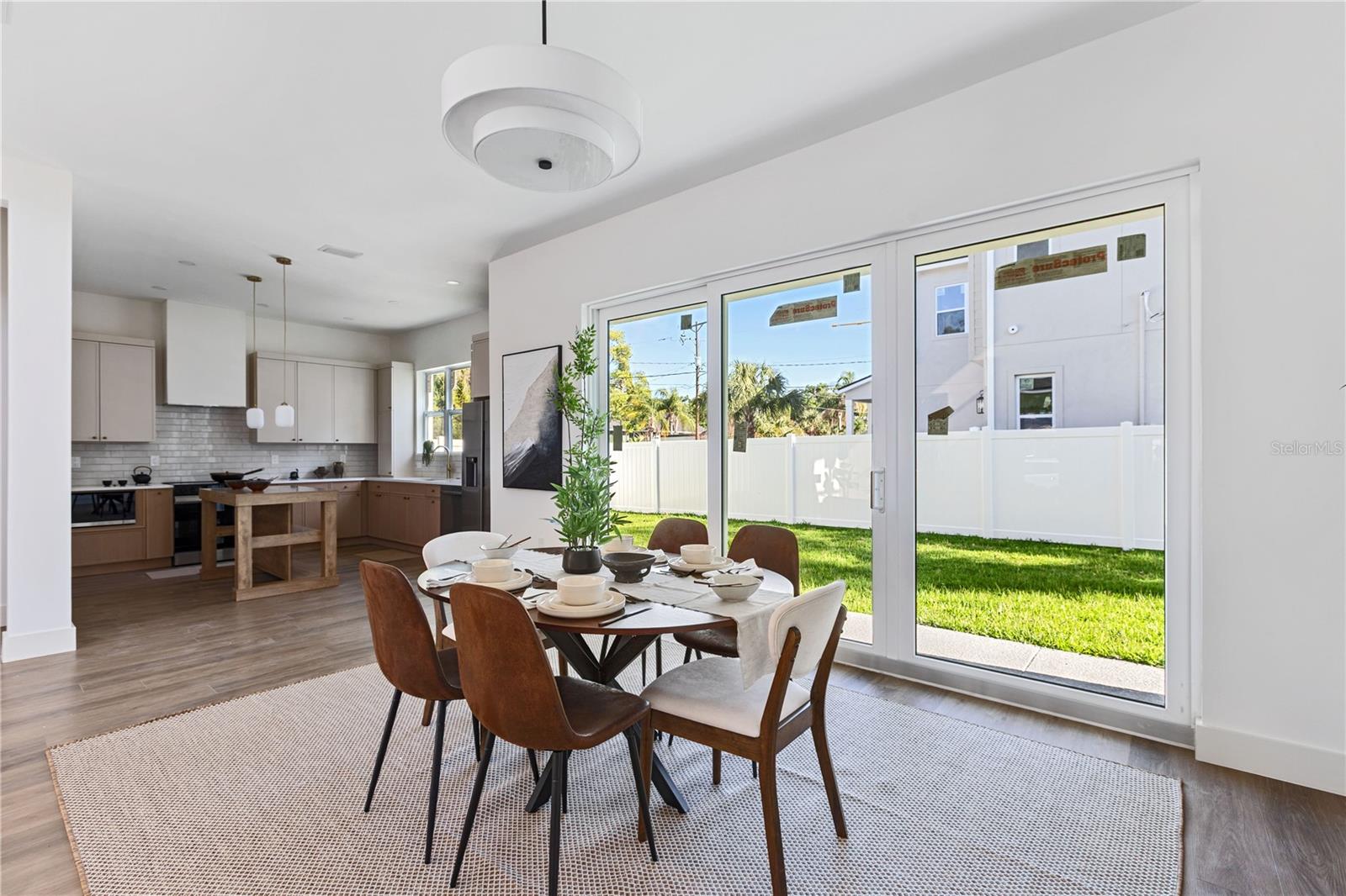 Image 11 of 37 For 1517 Escort Avenue