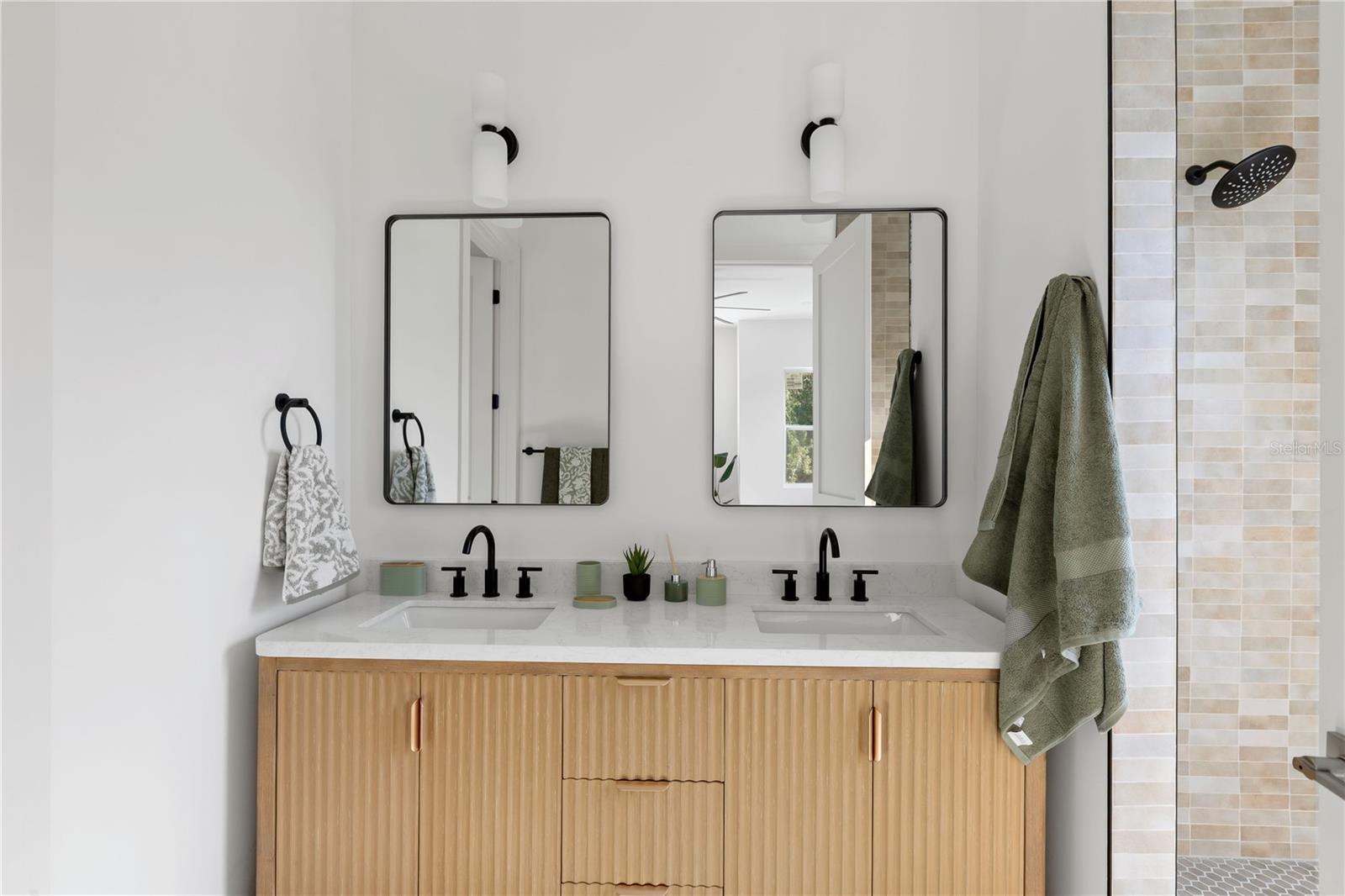 Image 23 of 37 For 1517 Escort Avenue