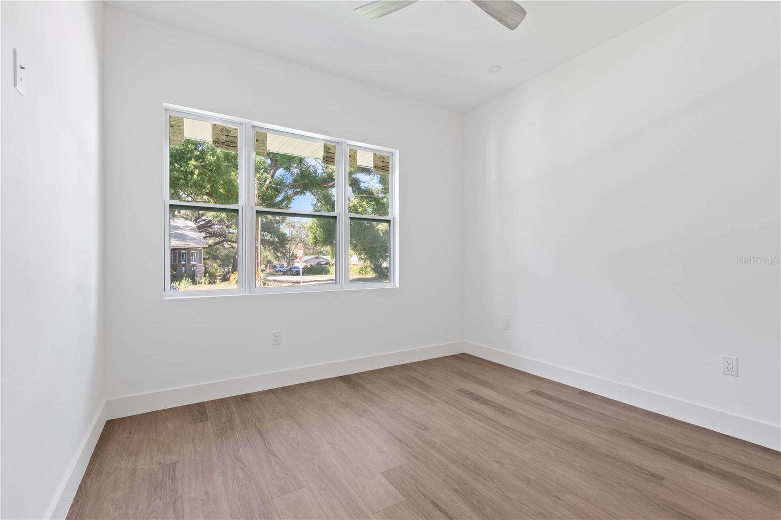 Image 24 of 37 For 1517 Escort Avenue