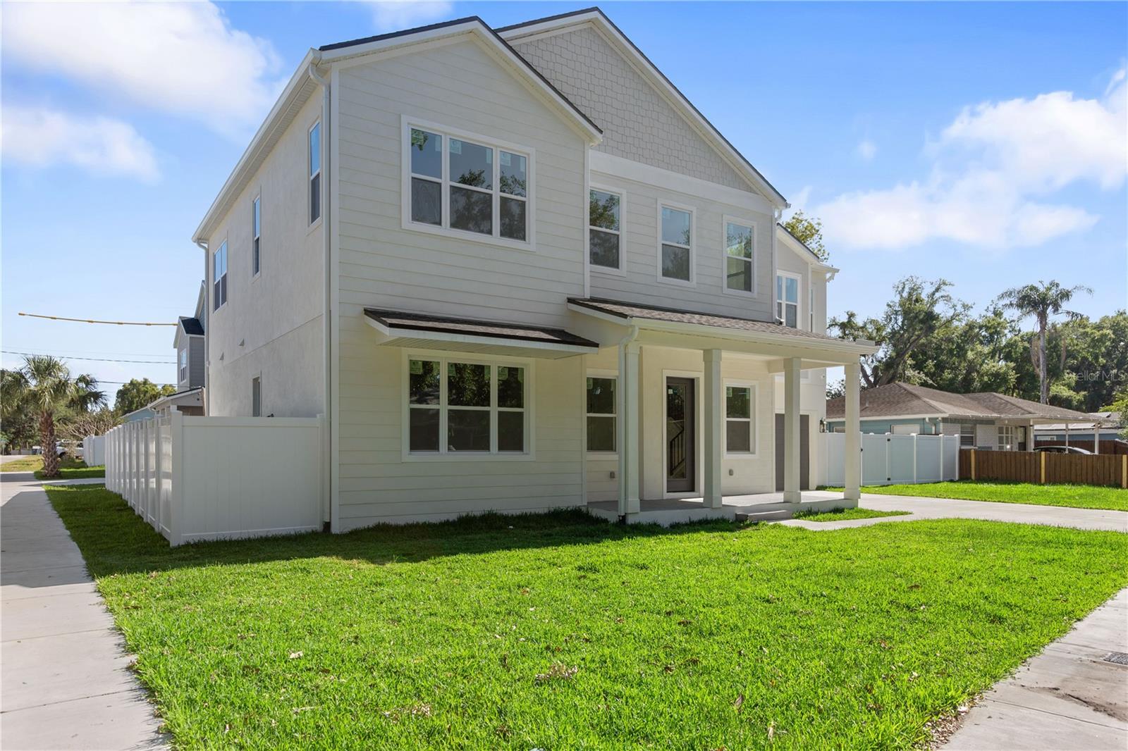 Image 4 of 37 For 1517 Escort Avenue