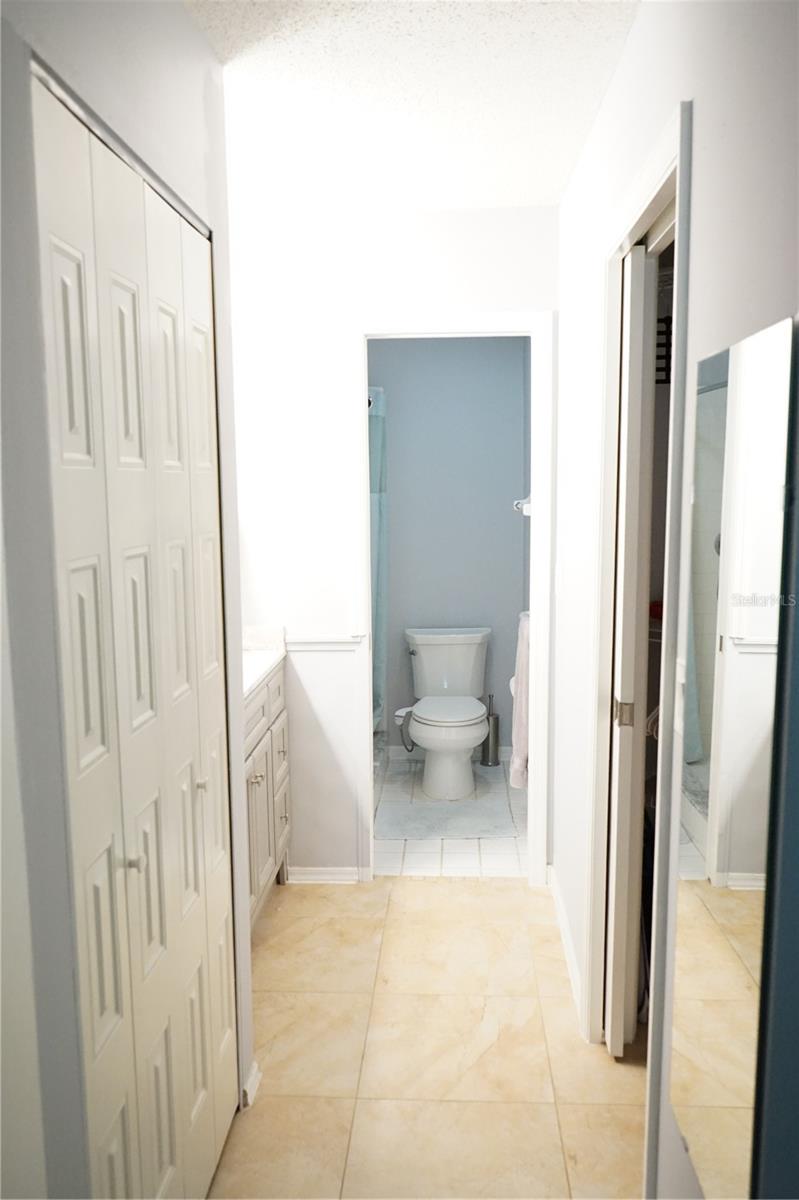 Image 23 of 54 For 411 Bloom Court 2a