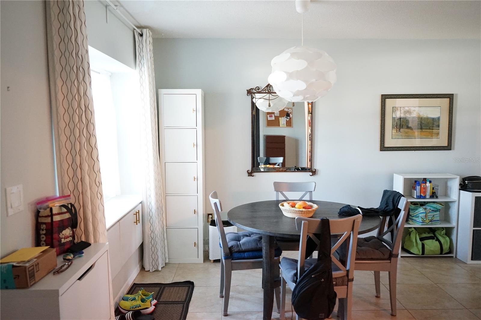 Image 4 of 54 For 411 Bloom Court 2a