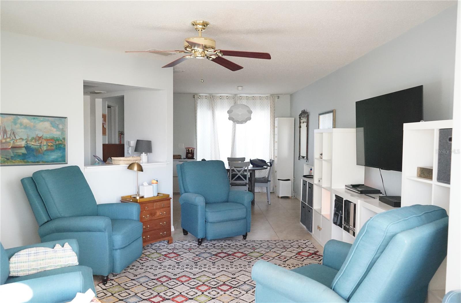 Image 8 of 54 For 411 Bloom Court 2a