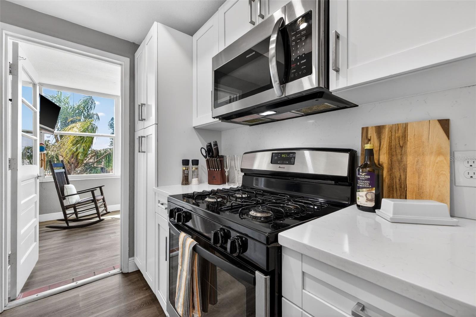 Image 9 of 37 For 1893 Shore Drive S 214