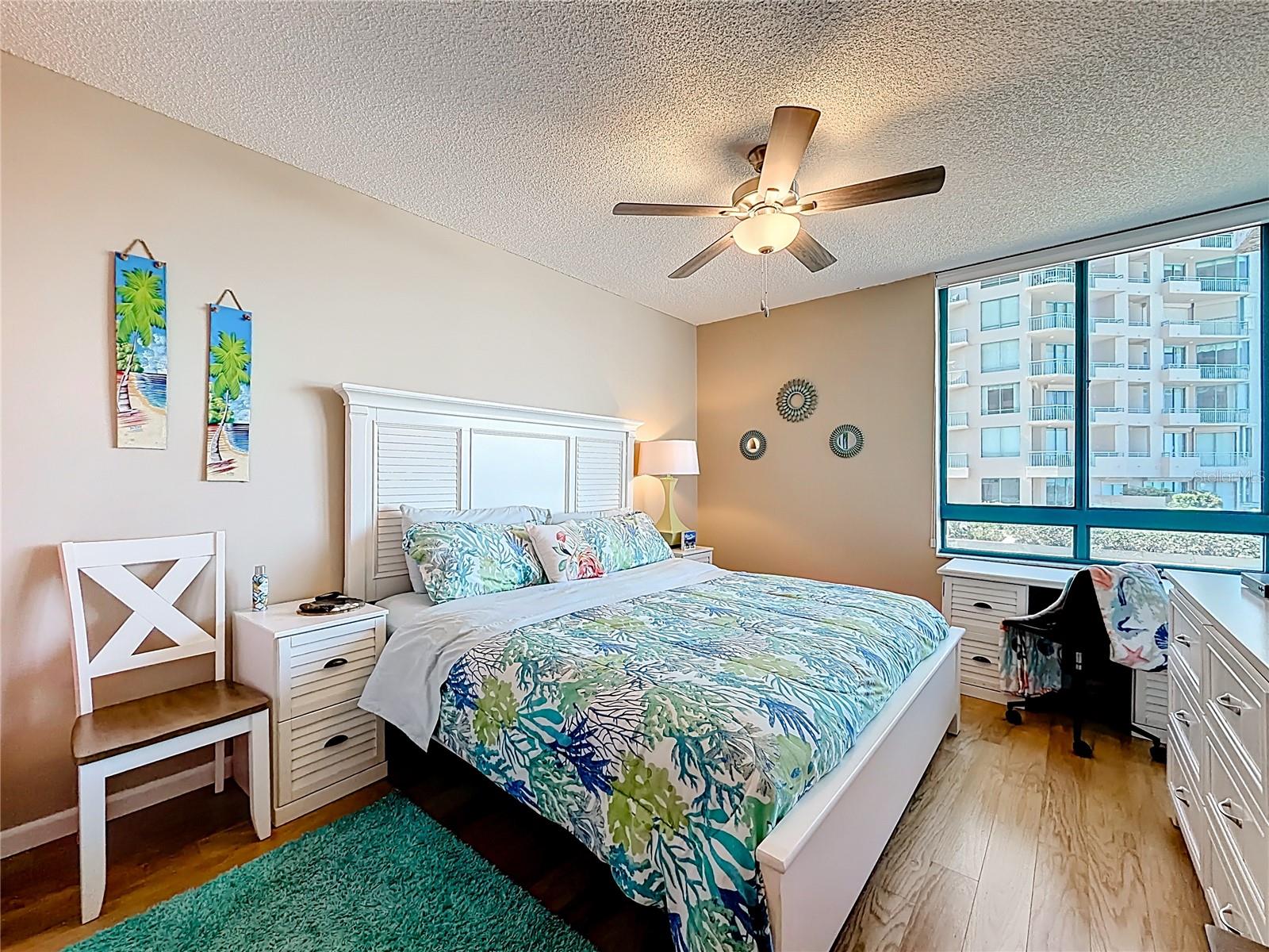 Image 20 of 59 For 1540 Gulf Boulevard 304