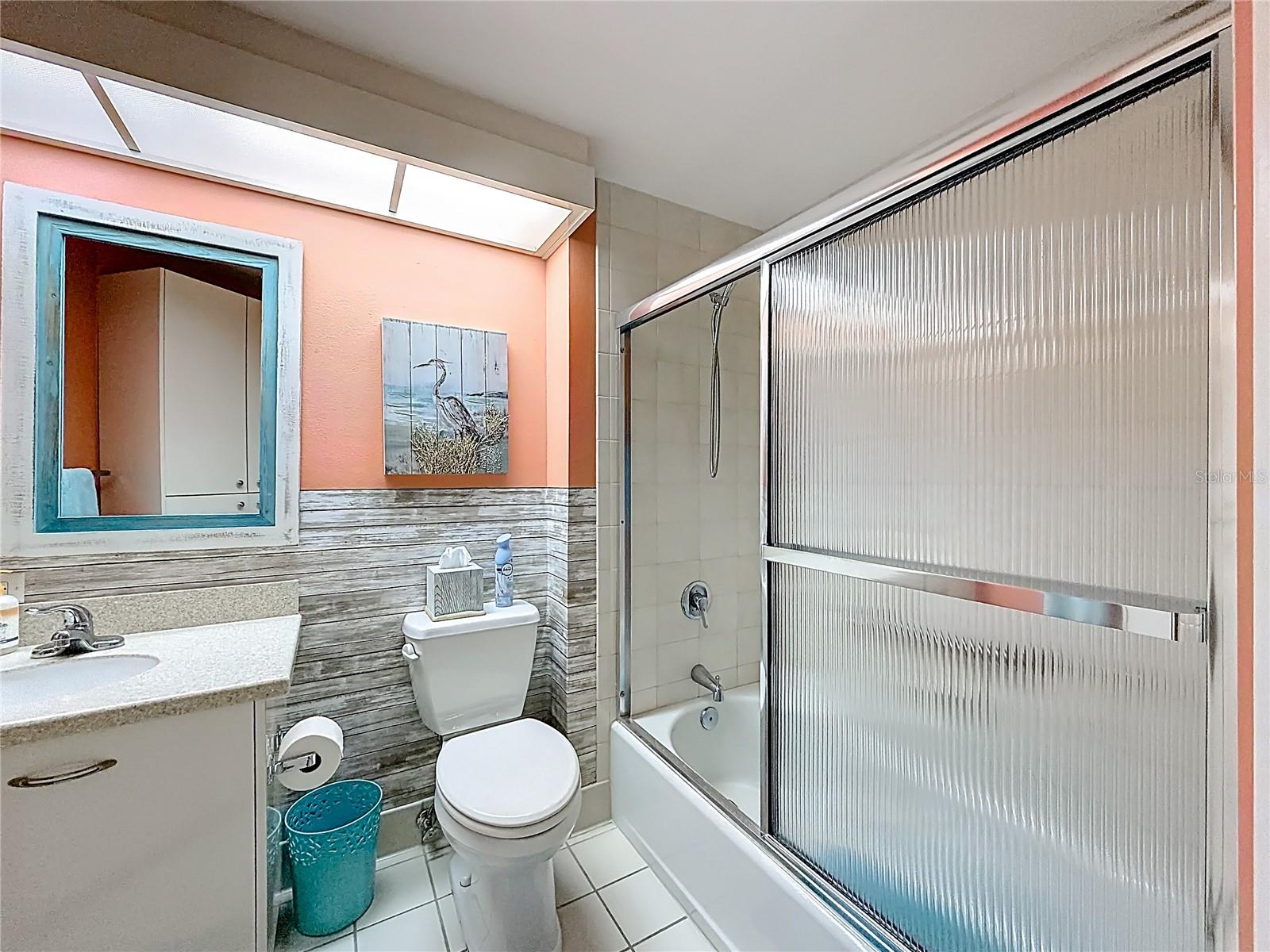 Image 23 of 59 For 1540 Gulf Boulevard 304