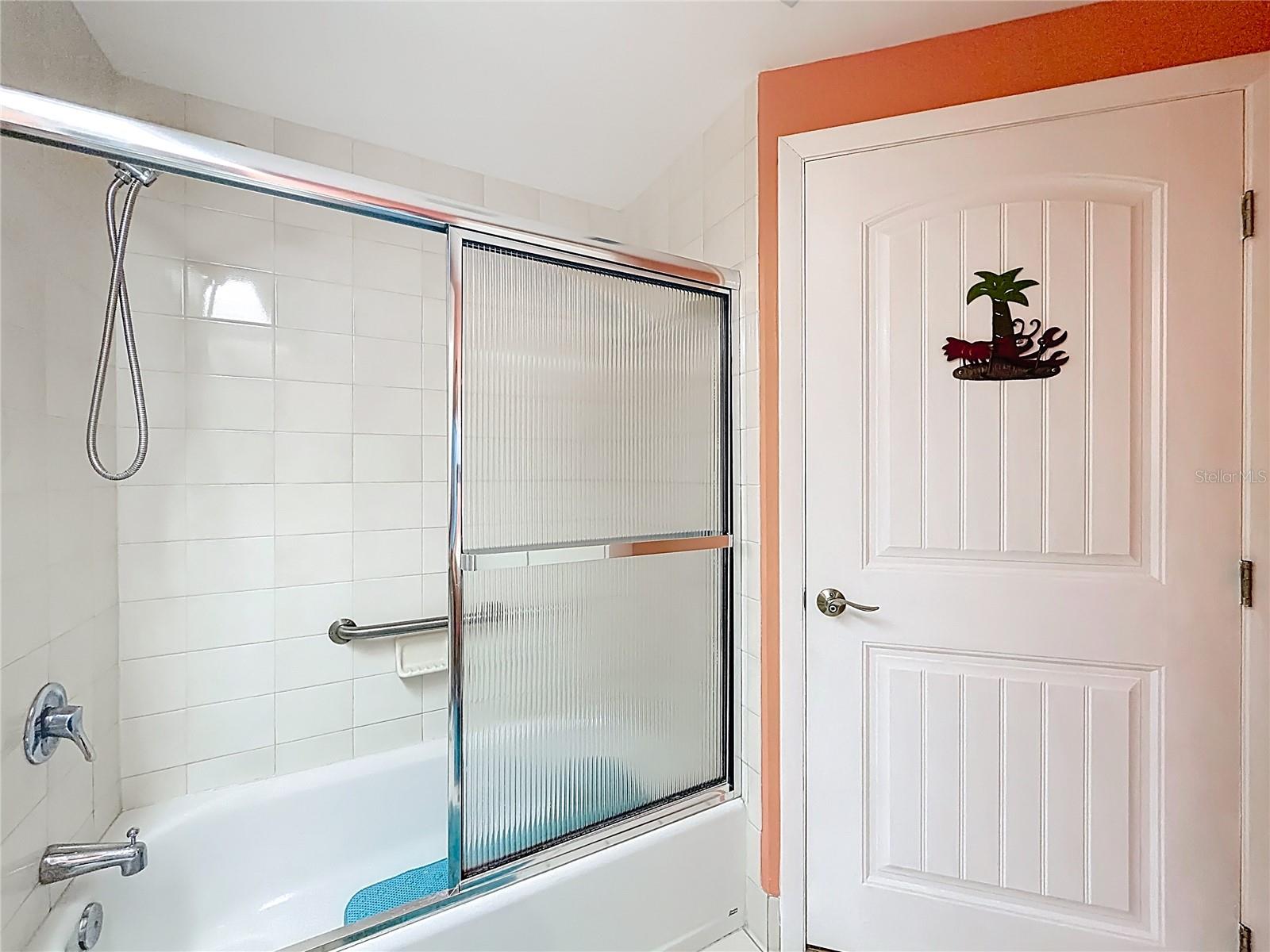 Image 24 of 59 For 1540 Gulf Boulevard 304