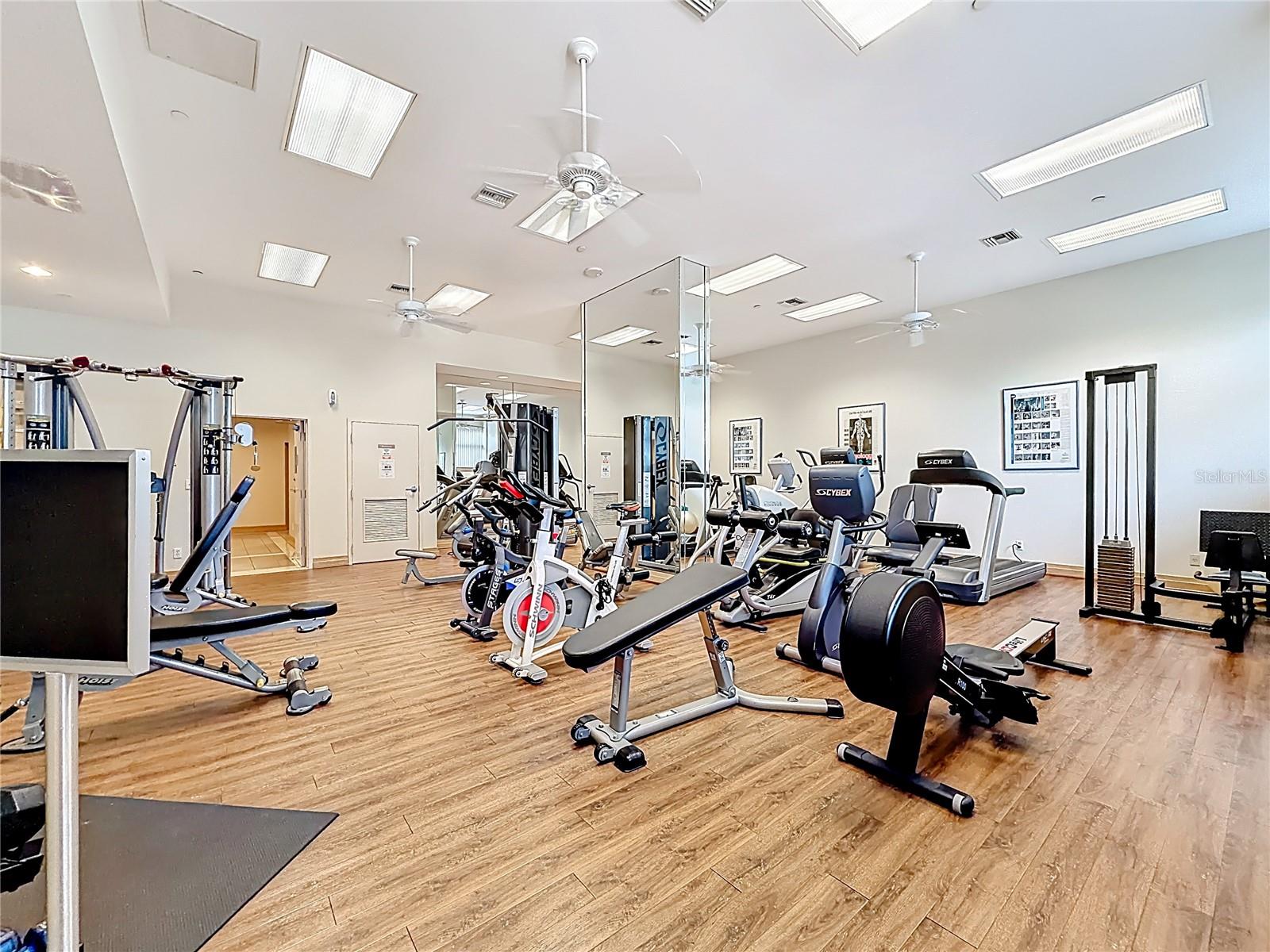 Image 35 of 59 For 1540 Gulf Boulevard 304