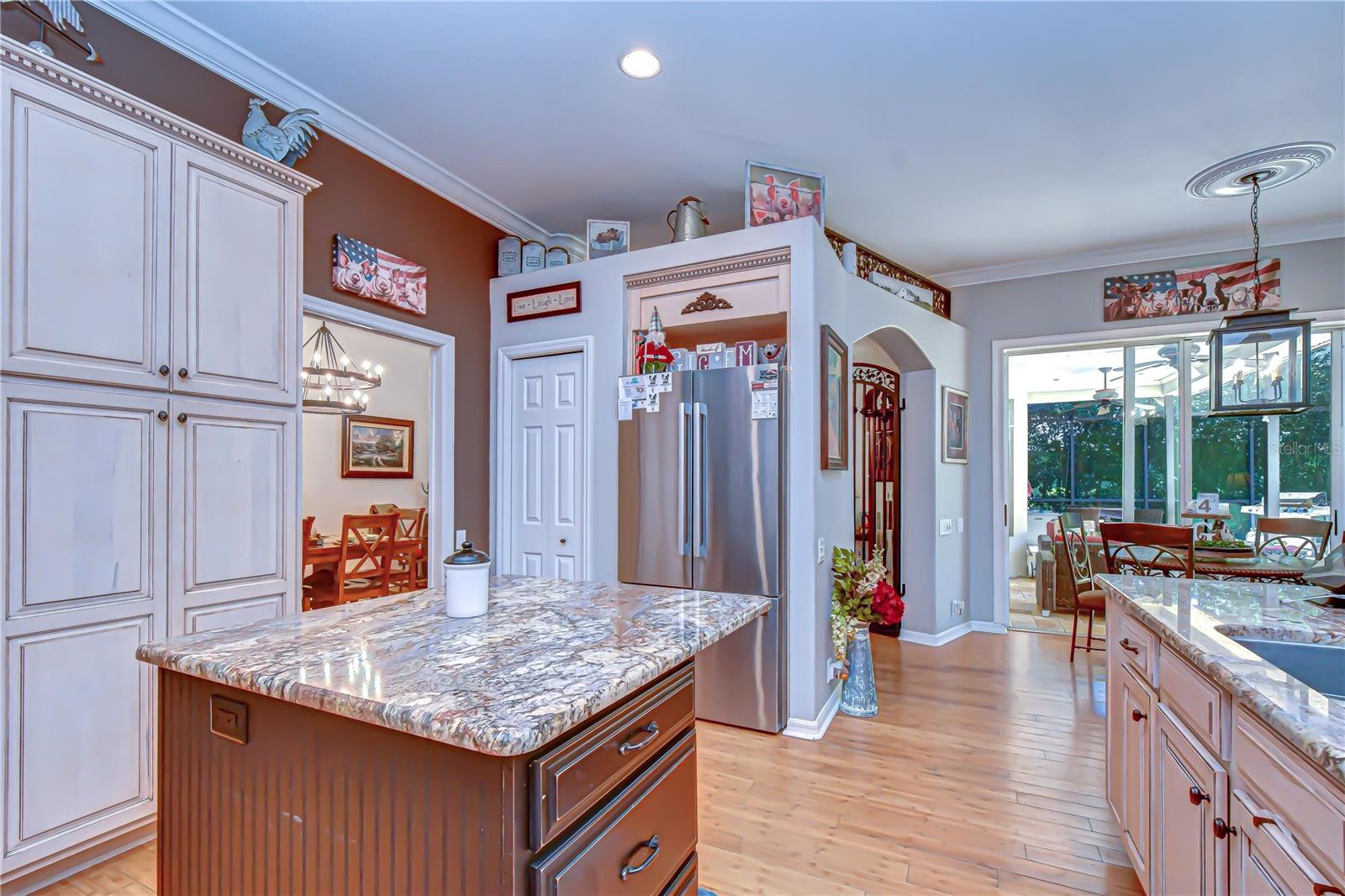 Image 12 of 48 For 5820 Audubon Manor Boulevard