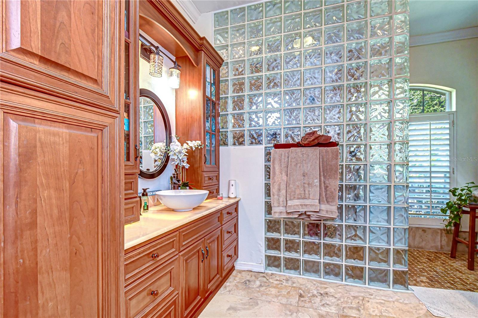 Image 19 of 48 For 5820 Audubon Manor Boulevard