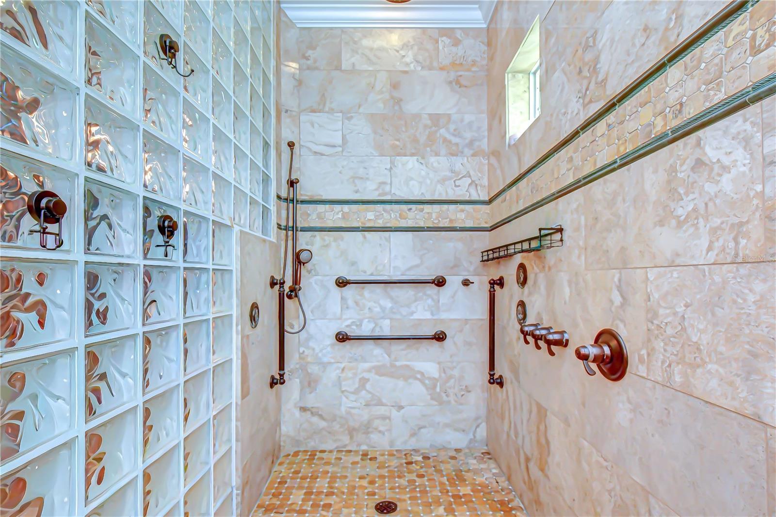 Image 20 of 48 For 5820 Audubon Manor Boulevard