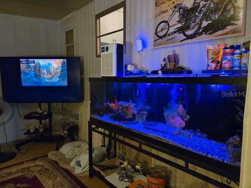 Listing photo id 10 for 35050 Sateen Dr