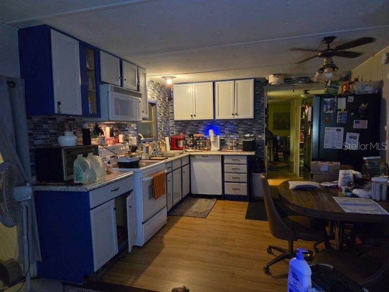 Listing photo id 16 for 35050 Sateen Dr