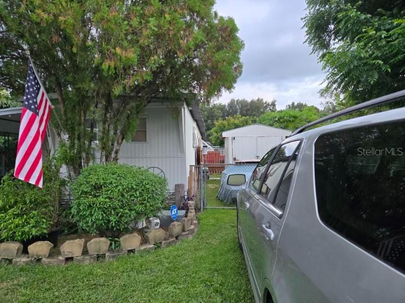 Listing photo id 2 for 35050 Sateen Dr