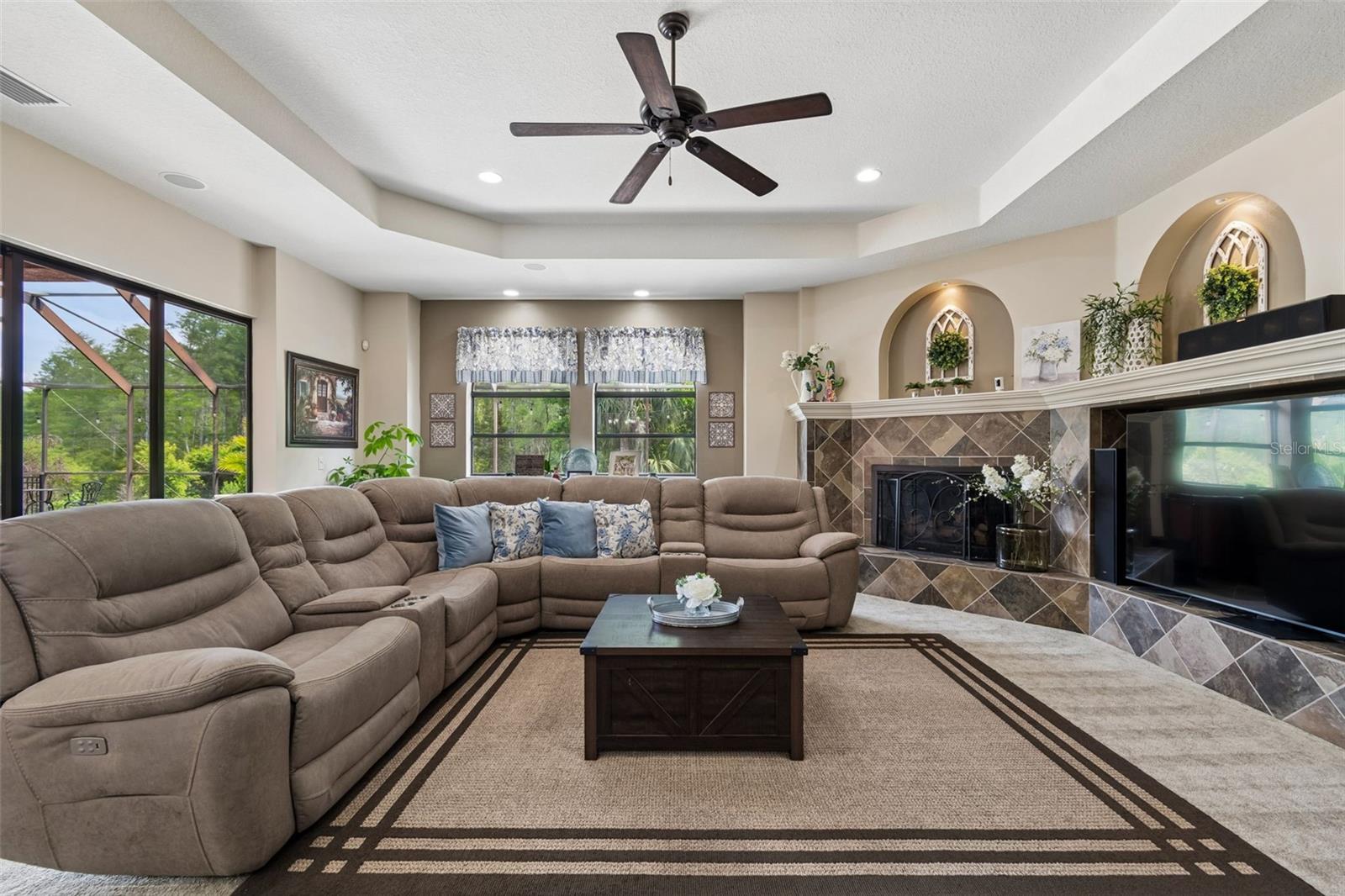 Image 25 of 100 For 20330 Lace Cascade Road