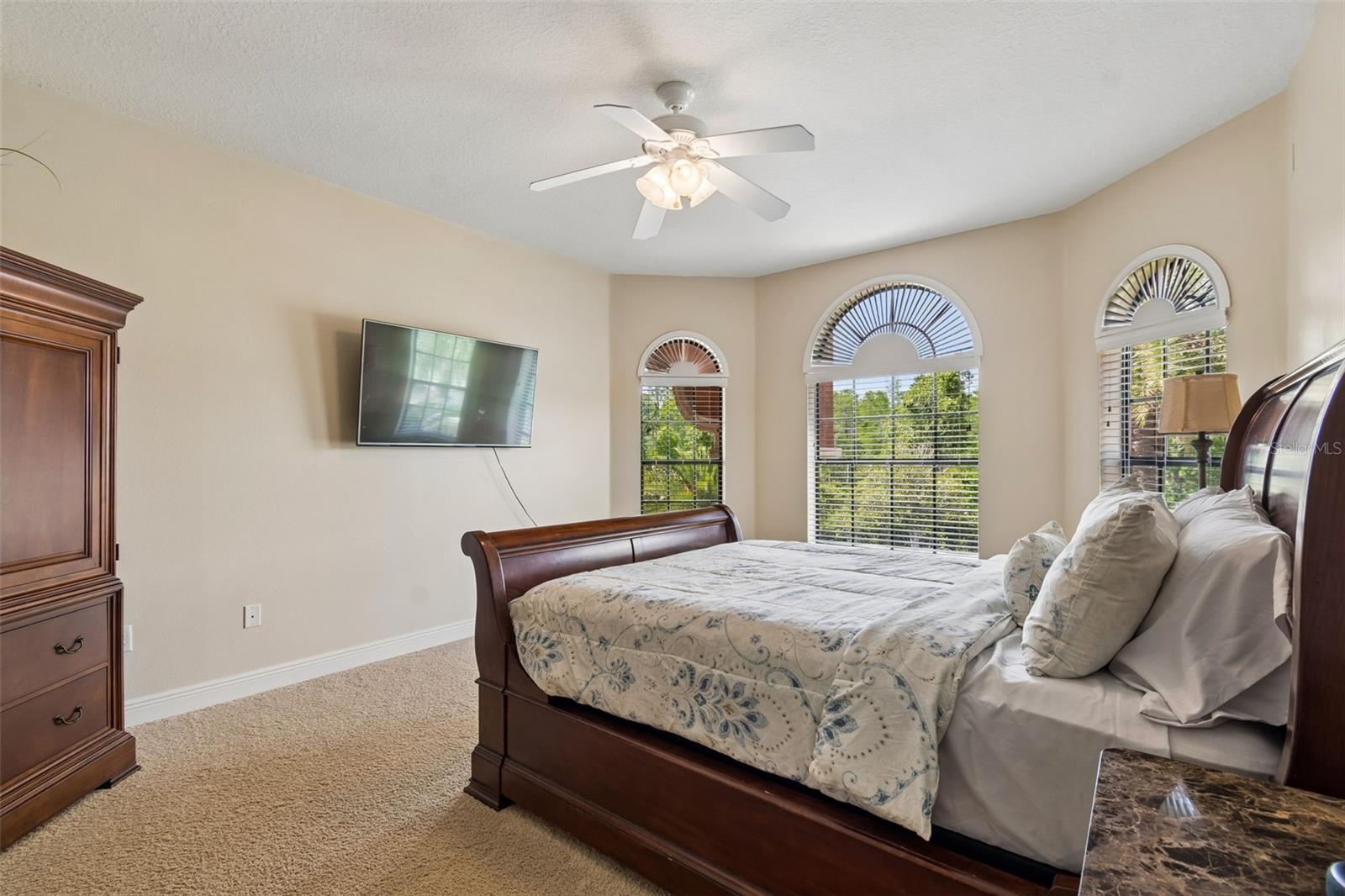 Image 61 of 100 For 20330 Lace Cascade Road