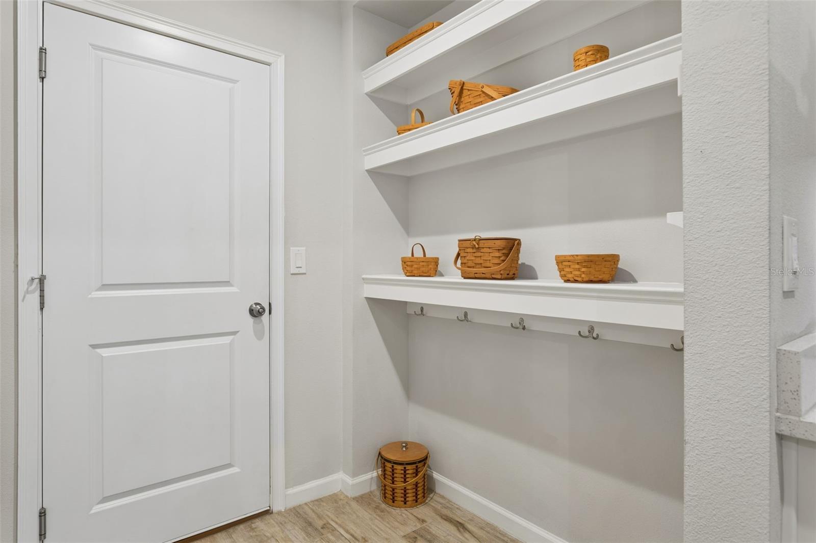 Image 10 of 41 For 4317 Cloud Hopper Way