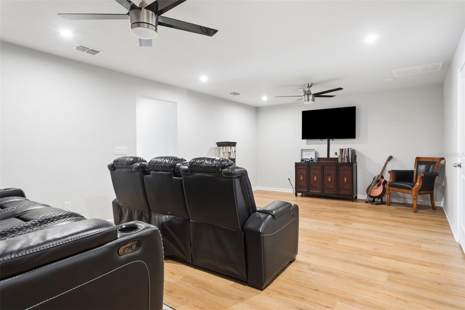 Image 17 of 41 For 4317 Cloud Hopper Way