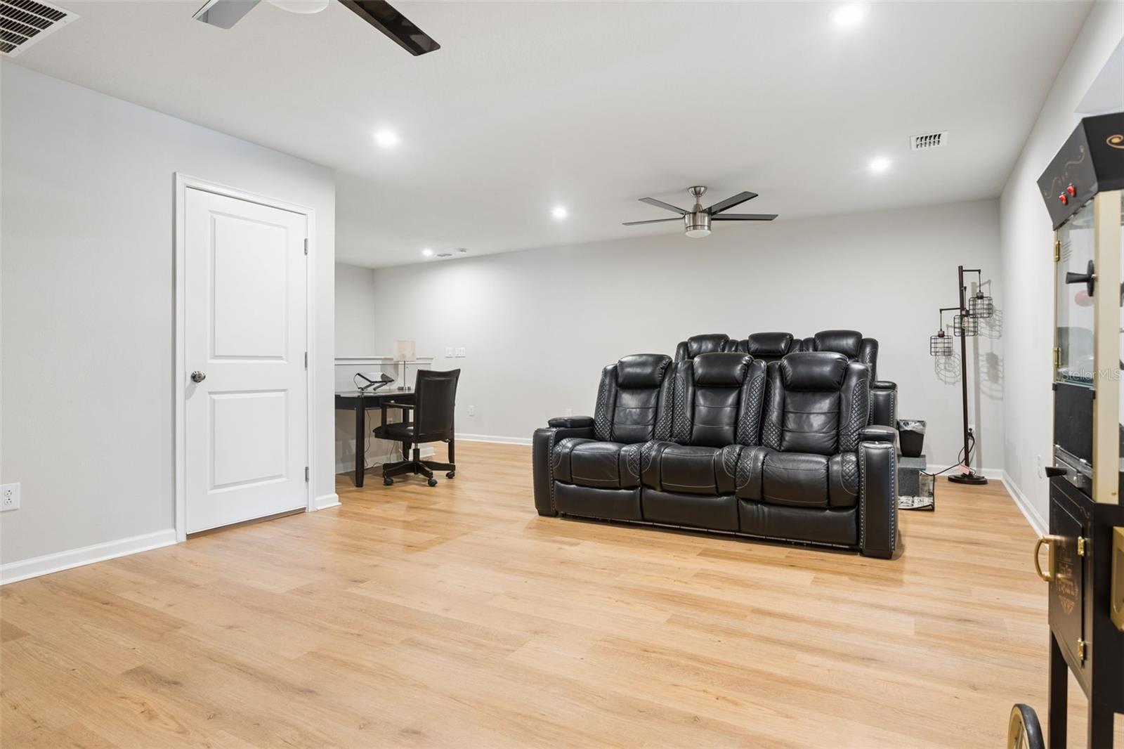 Image 18 of 41 For 4317 Cloud Hopper Way