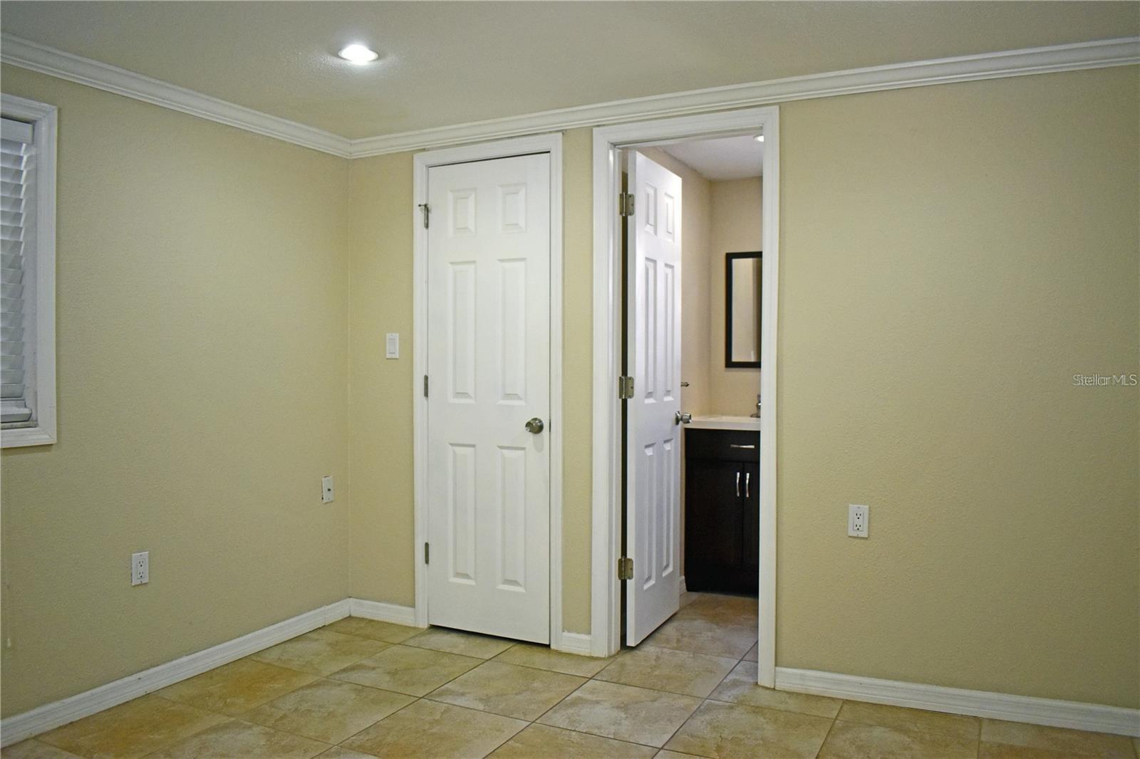 Image 11 of 20 For 4311 Virginia Avenue